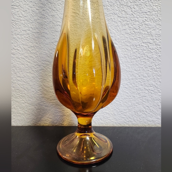 Vintage Viking Swung Glass Amber Pedestal Vase - Picture 6 of 9